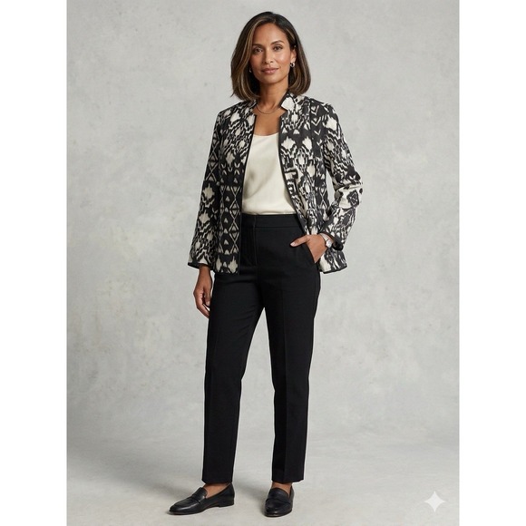 Chico's Tops - Women's Black and White Chico's Size 1 Excellent Condition